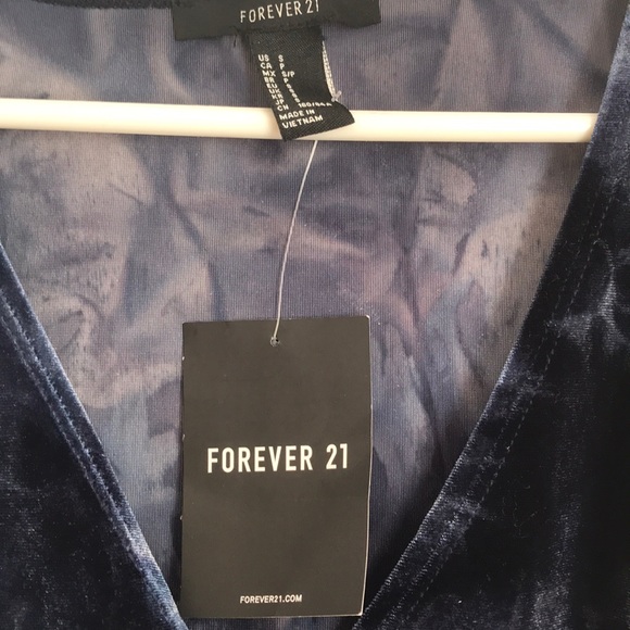 ✅Forever21 velvet dress navy blue size s - Picture 5 of 7